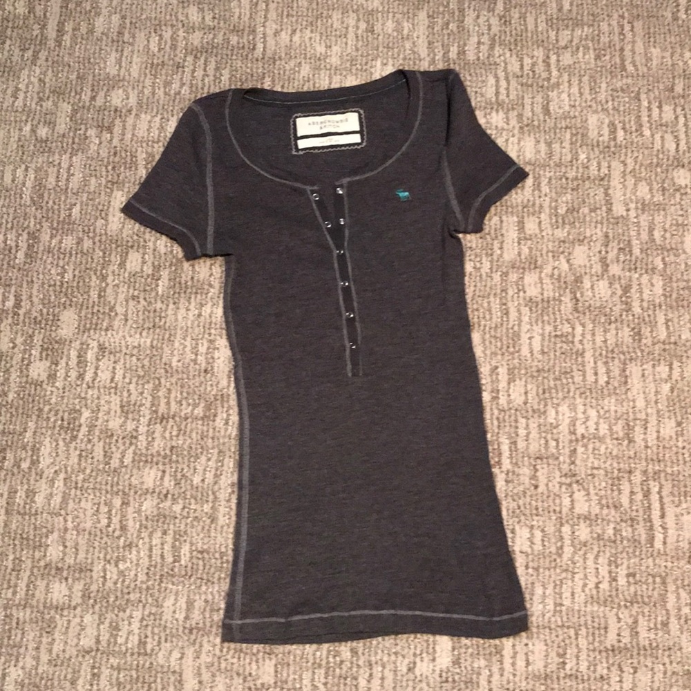 Abercrombie & Fitch short sleeve shirt